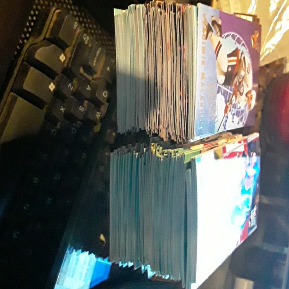 1993 fleer ultra hockey cards. - Picture 2 of 3